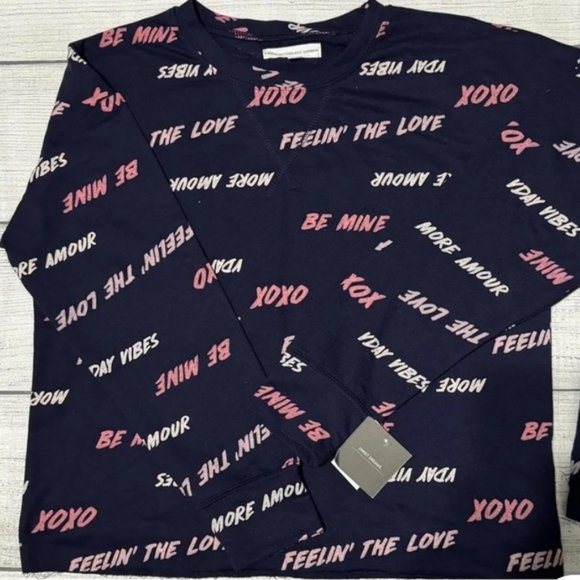 NWT Boxy Cut Sweatshirt & Shorts V-day PJ Set - Picture 6 of 8